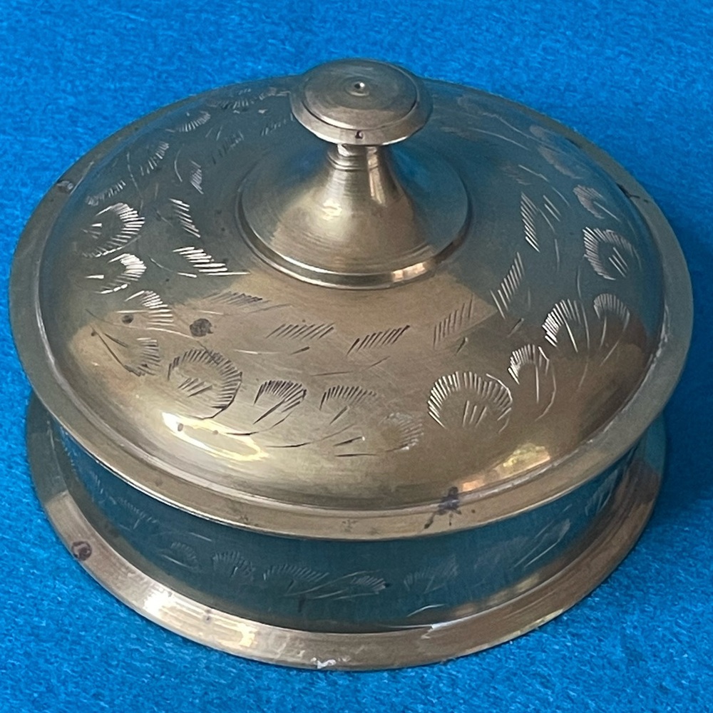 Solid Brass Lidded Engraved Trinket Dish. Vintage. Great covered storage.